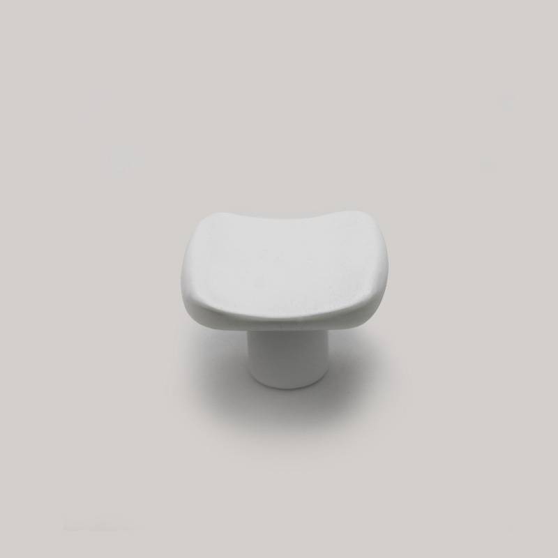 Buton mobilier 30x27, Z6044, metalic, finisaj alb pentru casa si proiecte eficiente