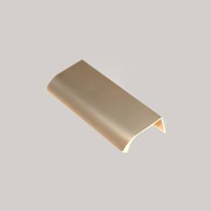 Maner mobilier 3996, 1200 mm, 1000 mm interaxa, metalic, finisaj auriu periat
