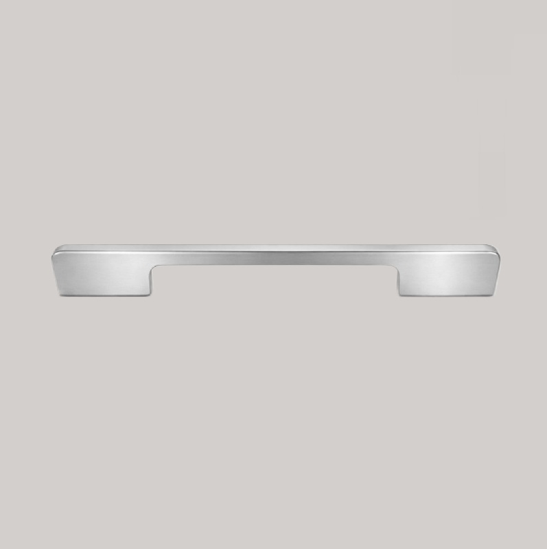 Maner 33193, interaxa 224 mm, finisaj aluminiu